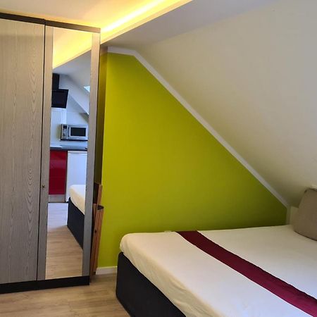 Helles Apartment In Berlin-Mariendorf Exteriör bild