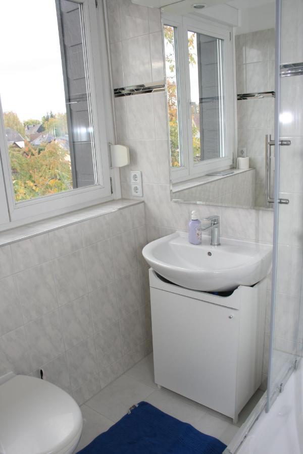 Helles Apartment In Berlin-Mariendorf Exteriör bild